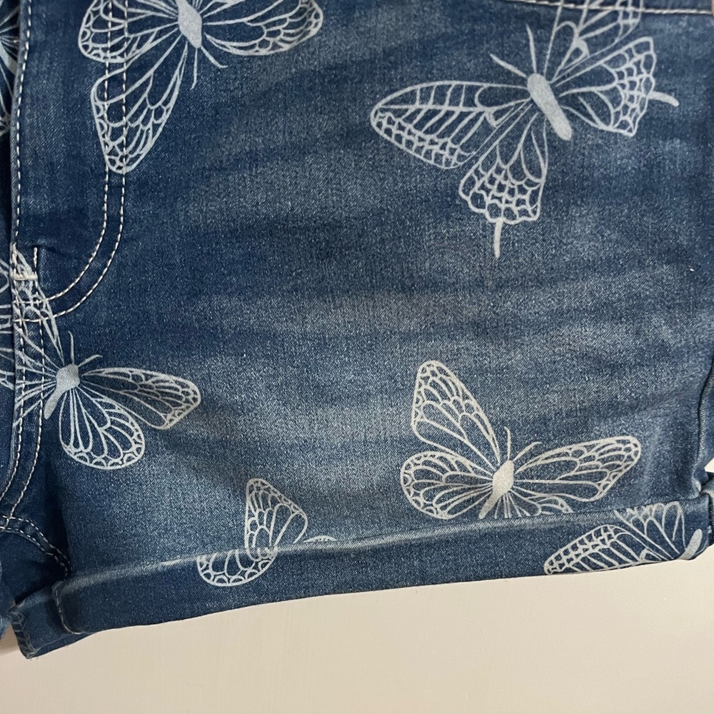 🩵 XXL Butterfly Shorts no boundaries shorts - Picture 11 of 11
